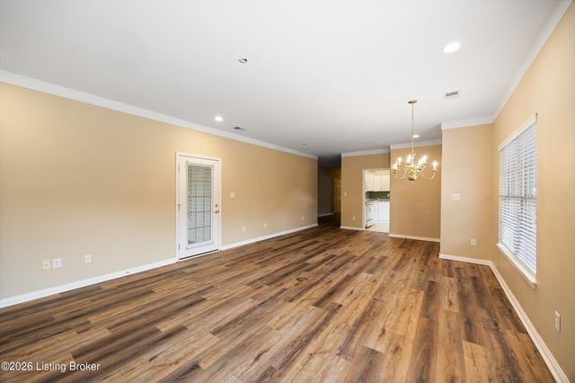 4002 Sugarberry Ct, Louisville, KY 40220