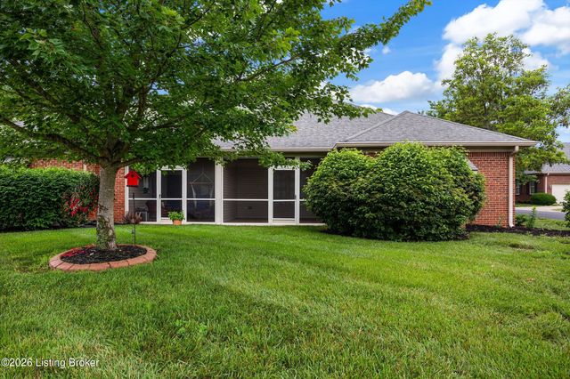 4002 Sugarberry Ct, Louisville, KY 40220