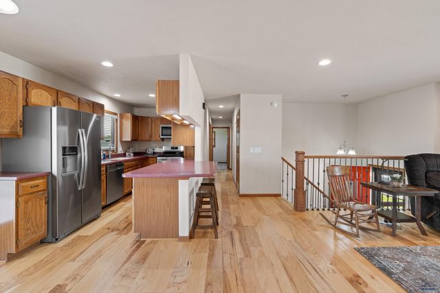 810 SYCAMORE, Rapid City, SD 57701