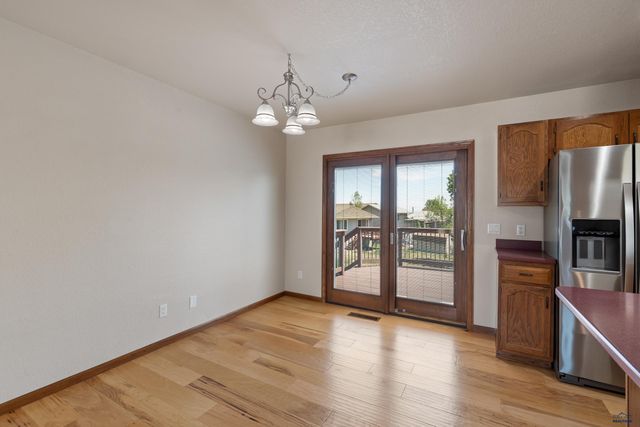 810 SYCAMORE, Rapid City, SD 57701