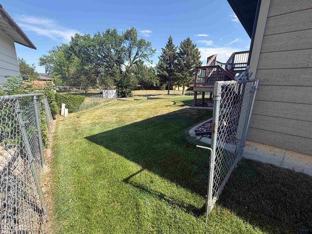 810 SYCAMORE, Rapid City, SD 57701