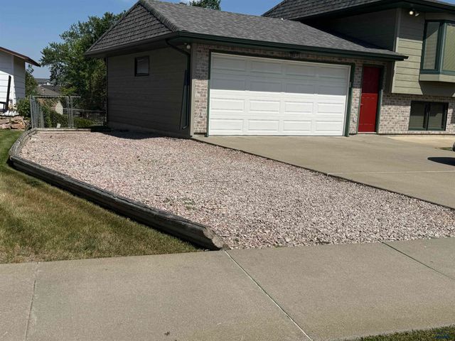 810 SYCAMORE, Rapid City, SD 57701