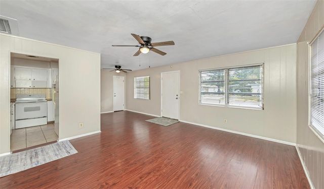 2423 AUBURN STREET S, St Petersburg, FL 33712