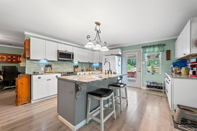 209 Squaw Valley Trail, Hot Springs, AR 71901