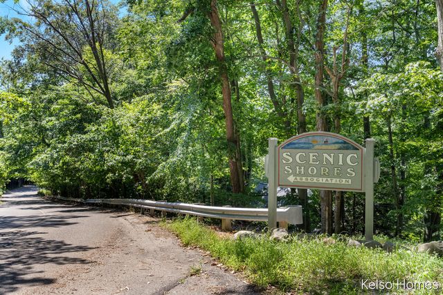6664 Scenic Shores Drive, Holland, MI 49423