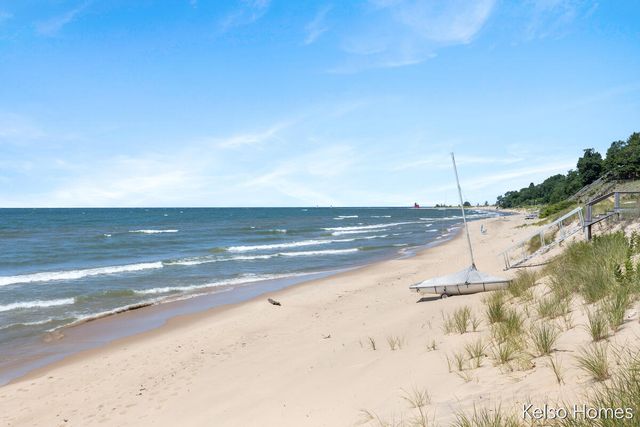6664 Scenic Shores Drive, Holland, MI 49423