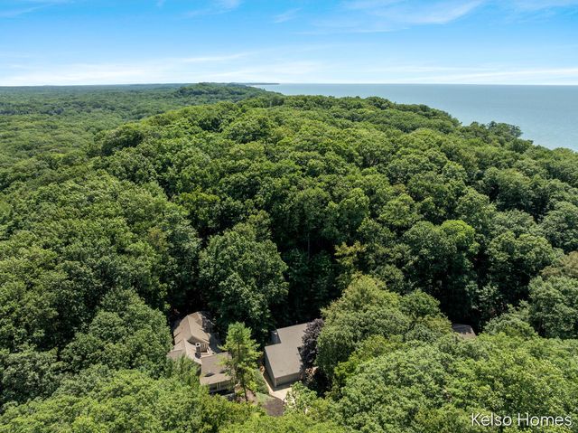 6664 Scenic Shores Drive, Holland, MI 49423