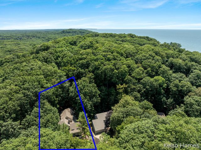 6664 Scenic Shores Drive, Holland, MI 49423