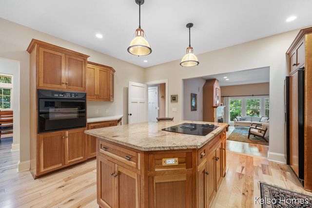 6664 Scenic Shores Drive, Holland, MI 49423