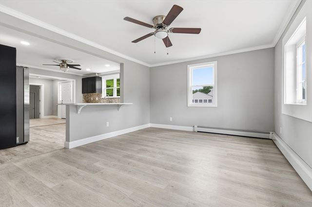 43 Chestnut Avenue, Auburn, MA 01501