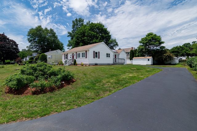 43 Chestnut Avenue, Auburn, MA 01501