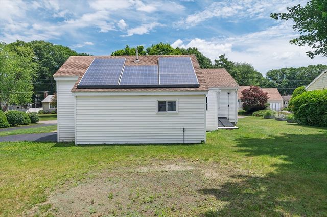 43 Chestnut Avenue, Auburn, MA 01501