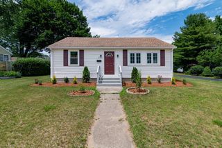 43 Chestnut Avenue, Auburn, MA 01501