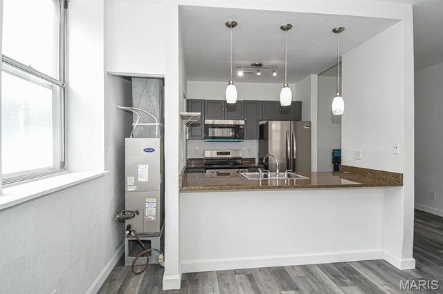 5330 Pershing Avenue 106, St Louis, MO 63112