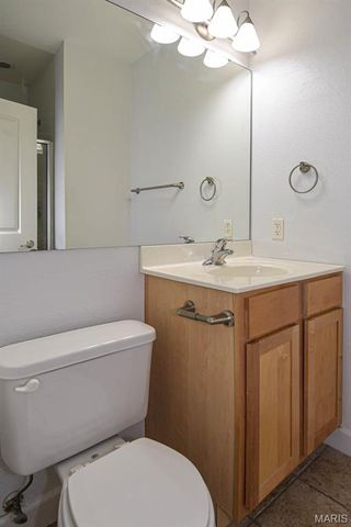 5330 Pershing Avenue 106, St Louis, MO 63112