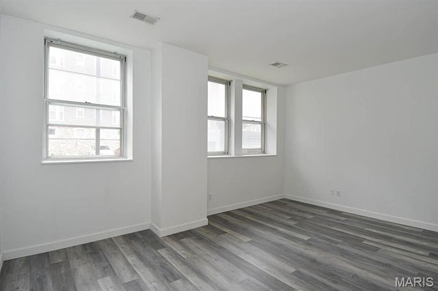 5330 Pershing Avenue 106, St Louis, MO 63112