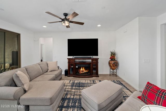 315 N Pecan Pie Place, Sahuarita, AZ 85629