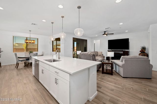 315 N Pecan Pie Place, Sahuarita, AZ 85629