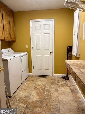 6601 Dana Drive, Macon, GA 31220