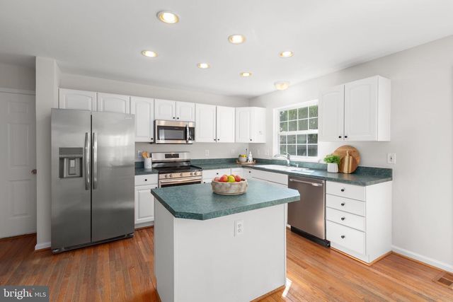 10112 MINDY CT, Fredericksburg, VA 22408