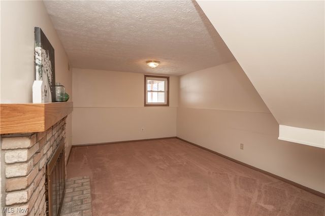 5648 Hill Run Circle NW, Massillon, OH 44646