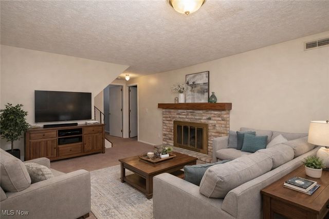 5648 Hill Run Circle NW, Massillon, OH 44646