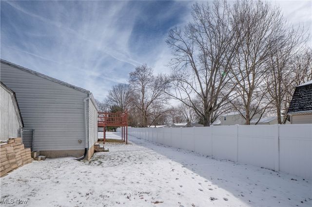 5648 Hill Run Circle NW, Massillon, OH 44646