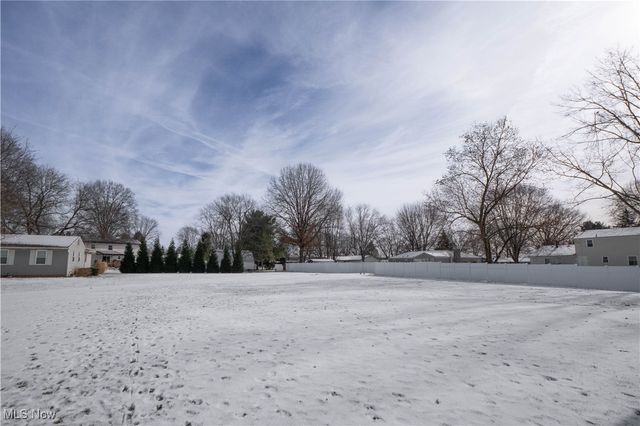 5648 Hill Run Circle NW, Massillon, OH 44646