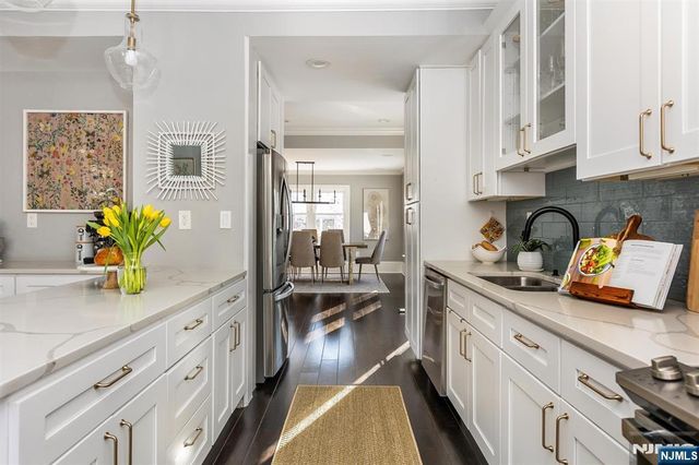 70 Clark Street, Glen Ridge, NJ 07028