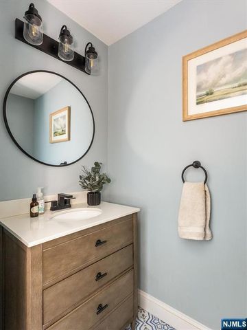 70 Clark Street, Glen Ridge, NJ 07028