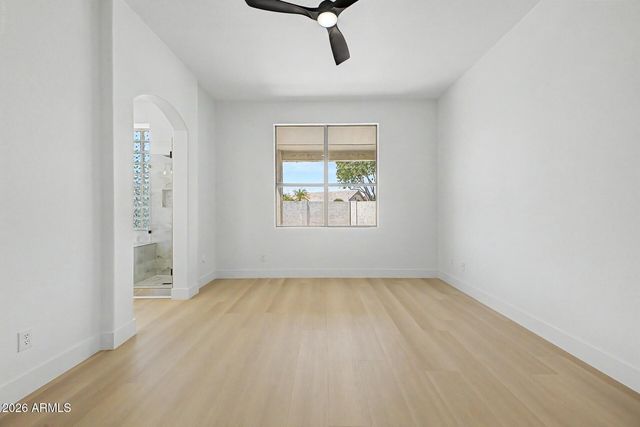 6582 W Oraibi Drive, Glendale, AZ 85308
