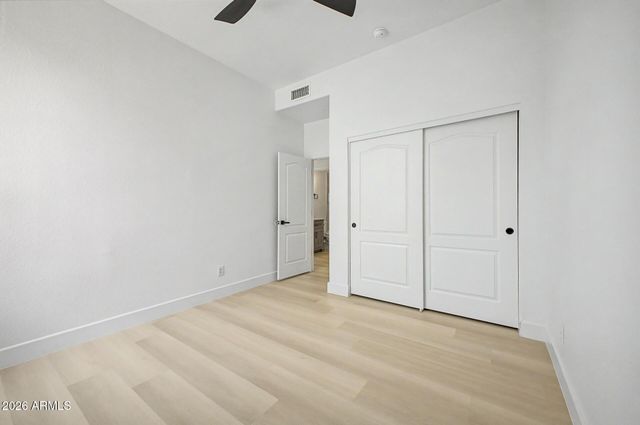 6582 W Oraibi Drive, Glendale, AZ 85308