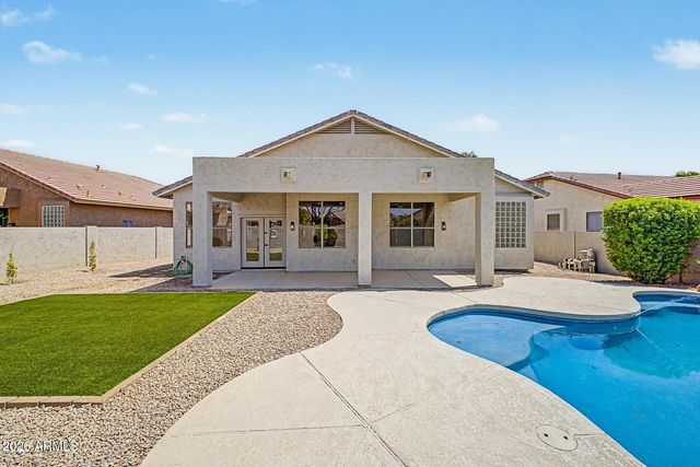 6582 W Oraibi Drive, Glendale, AZ 85308