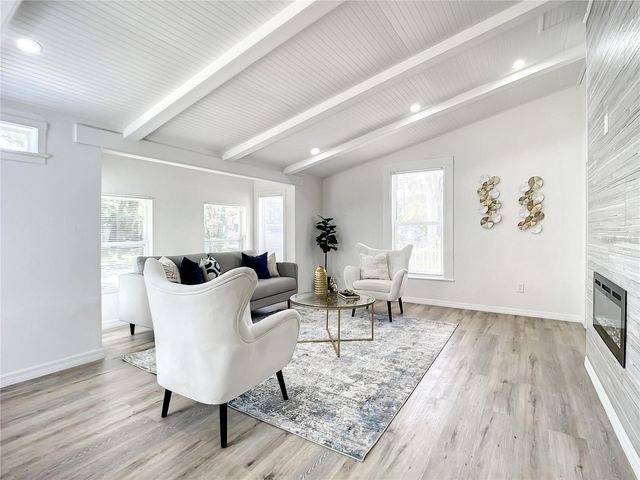 110 PALM PLACE, Daytona Beach, FL 32114