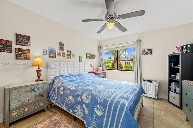 17130 SW 93rd Ave, Palmetto Bay, FL 33157