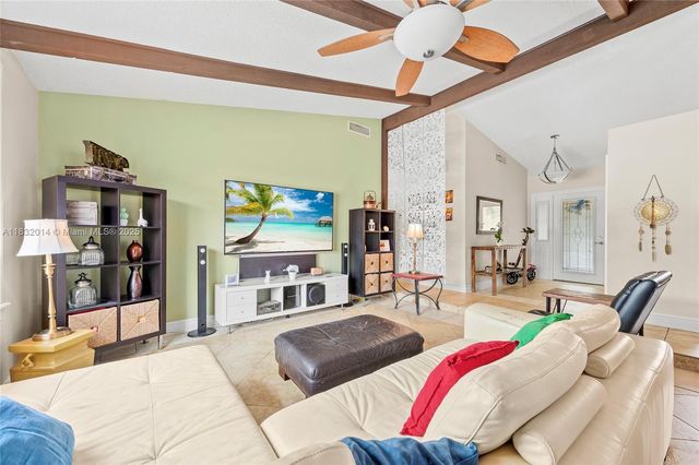 17130 SW 93rd Ave, Palmetto Bay, FL 33157