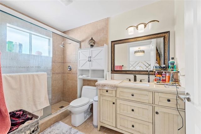 17130 SW 93rd Ave, Palmetto Bay, FL 33157