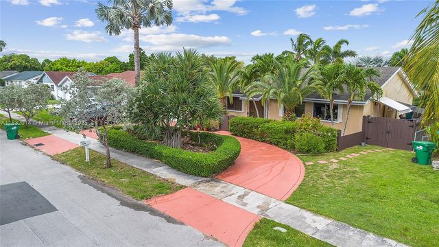 17130 SW 93rd Ave, Palmetto Bay, FL 33157