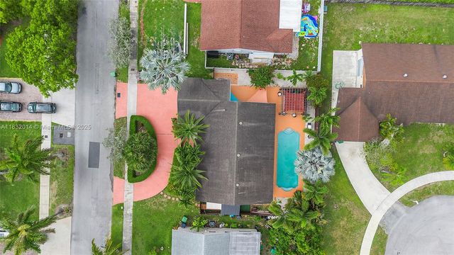 17130 SW 93rd Ave, Palmetto Bay, FL 33157