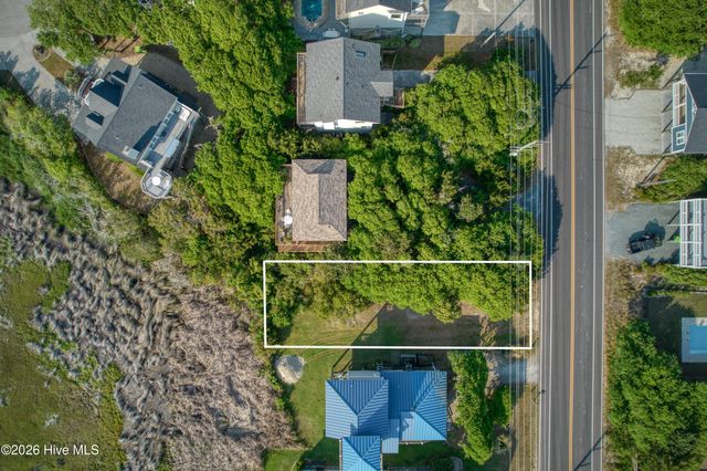 1131 S Topsail Drive, Surf City, NC 28445