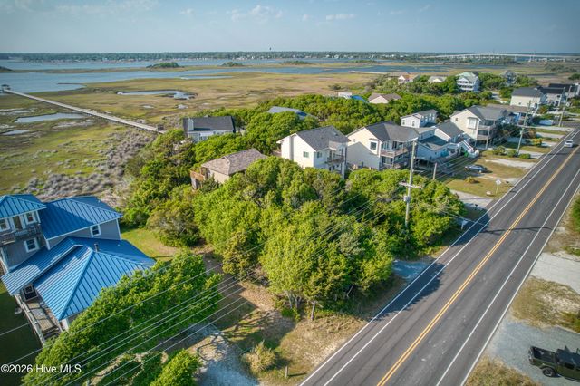 1131 S Topsail Drive, Surf City, NC 28445