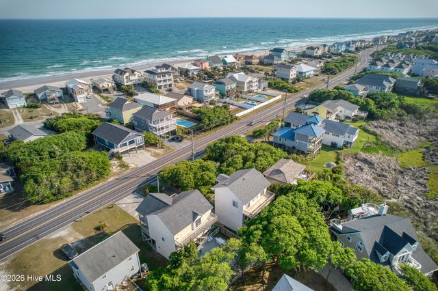 1131 S Topsail Drive, Surf City, NC 28445