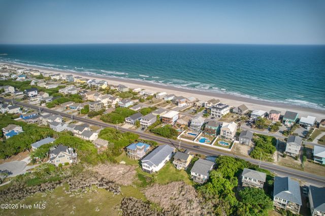 1131 S Topsail Drive, Surf City, NC 28445