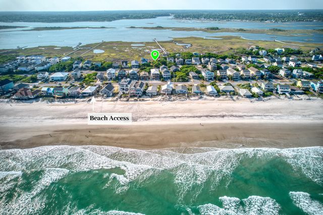 1131 S Topsail Drive, Surf City, NC 28445