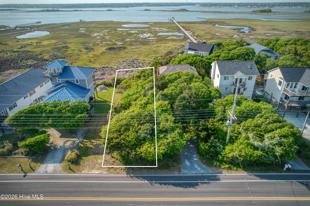 1131 S Topsail Drive, Surf City, NC 28445
