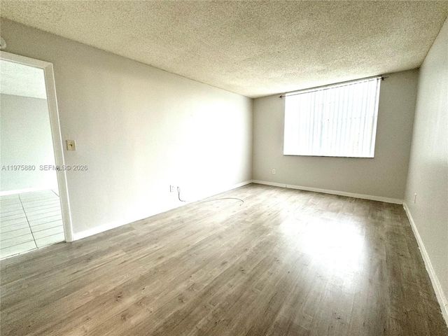 484 NW 165th St Rd A-411, Miami, FL 33169