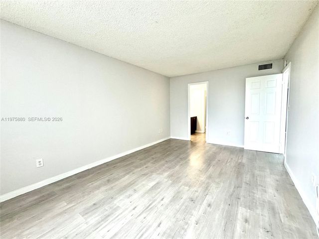 484 NW 165th St Rd A-411, Miami, FL 33169