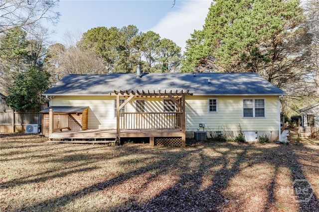 135 Longbranch Court, Athens, GA 30605