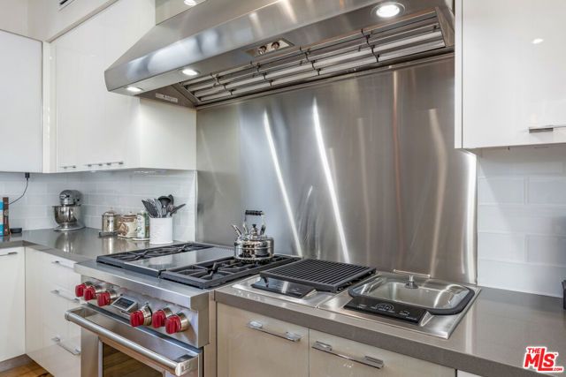 2325 Cloy Avenue, Venice (los Angeles), CA 90291