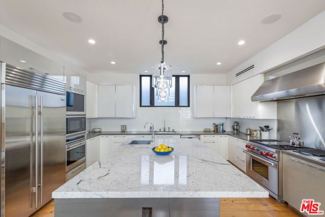 2325 Cloy Avenue, Venice (los Angeles), CA 90291